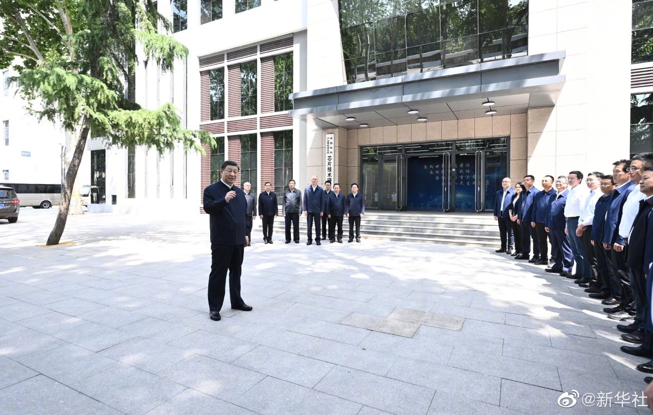 习近平在石家庄市考察调研3.jpg