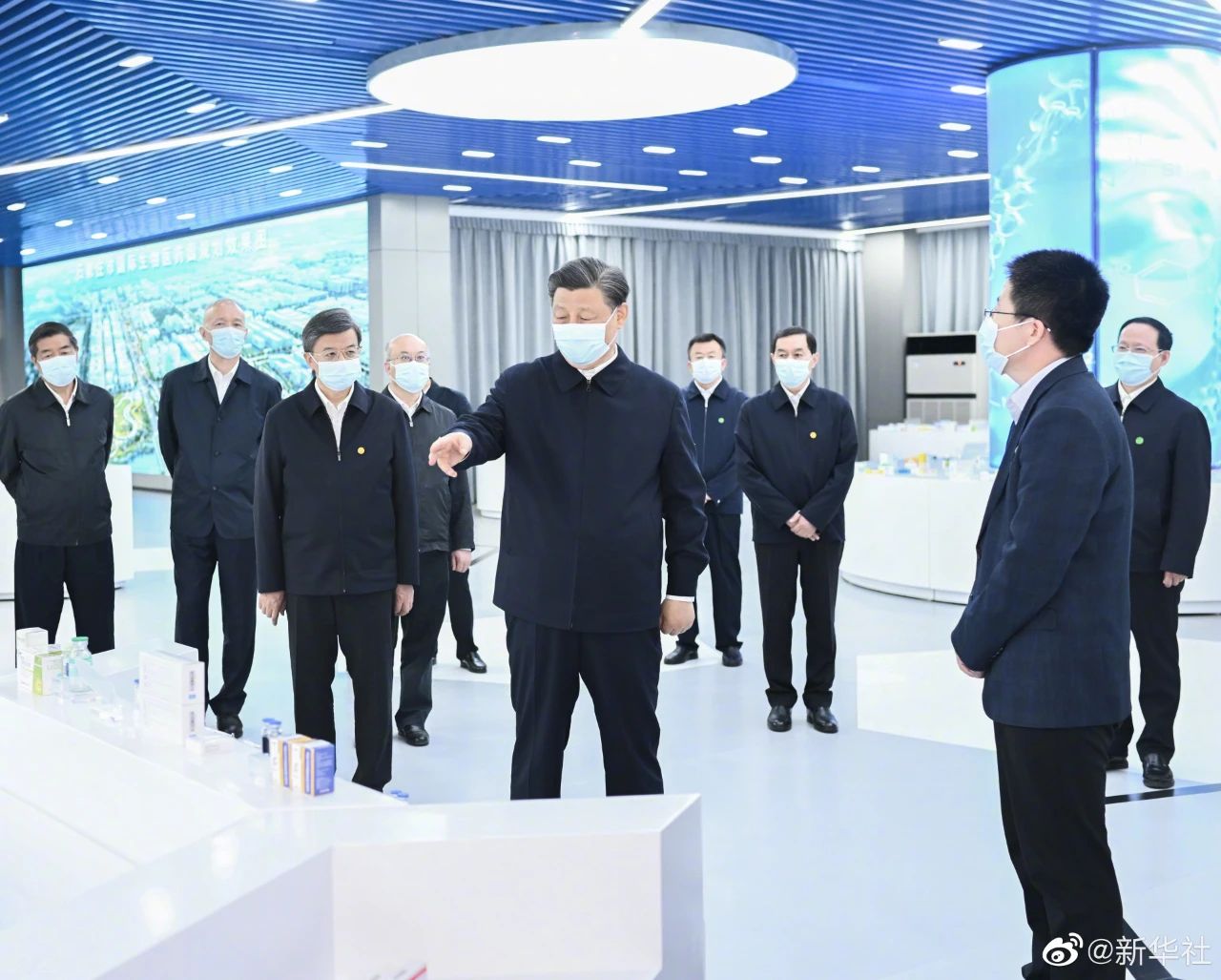 习近平在石家庄市考察调研4.jpg