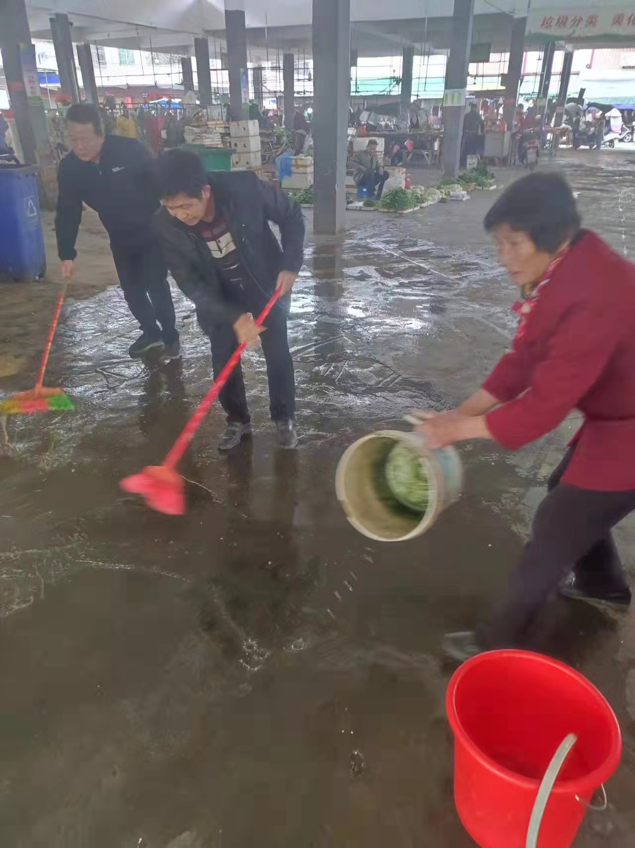 白塔市场1.jpg