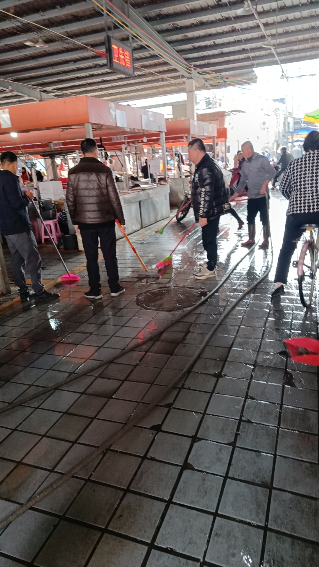 曲溪港美市场2.jpg