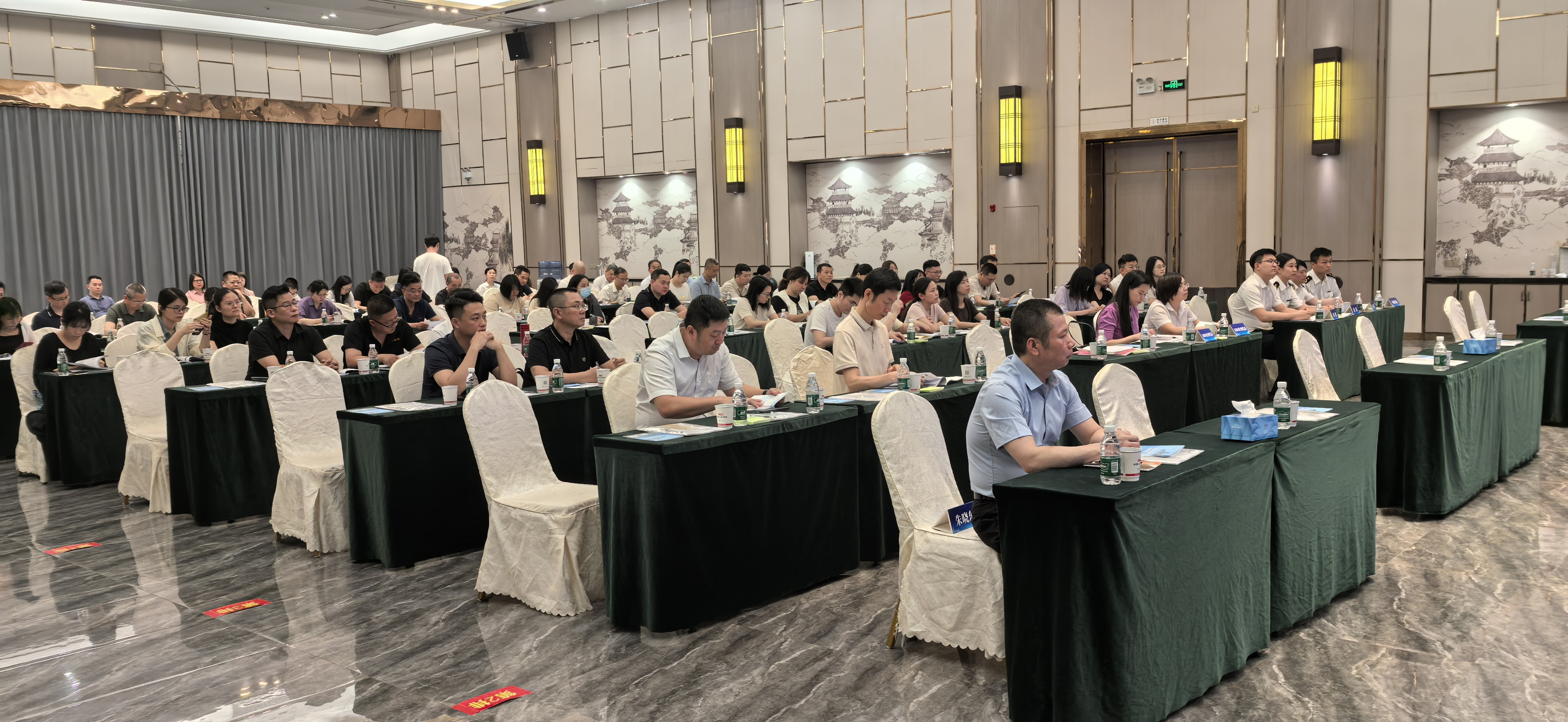 202505-外贸企业暨海关高级认证企业优惠性政策宣讲会（新闻宣传稿20250515） (3).jpg