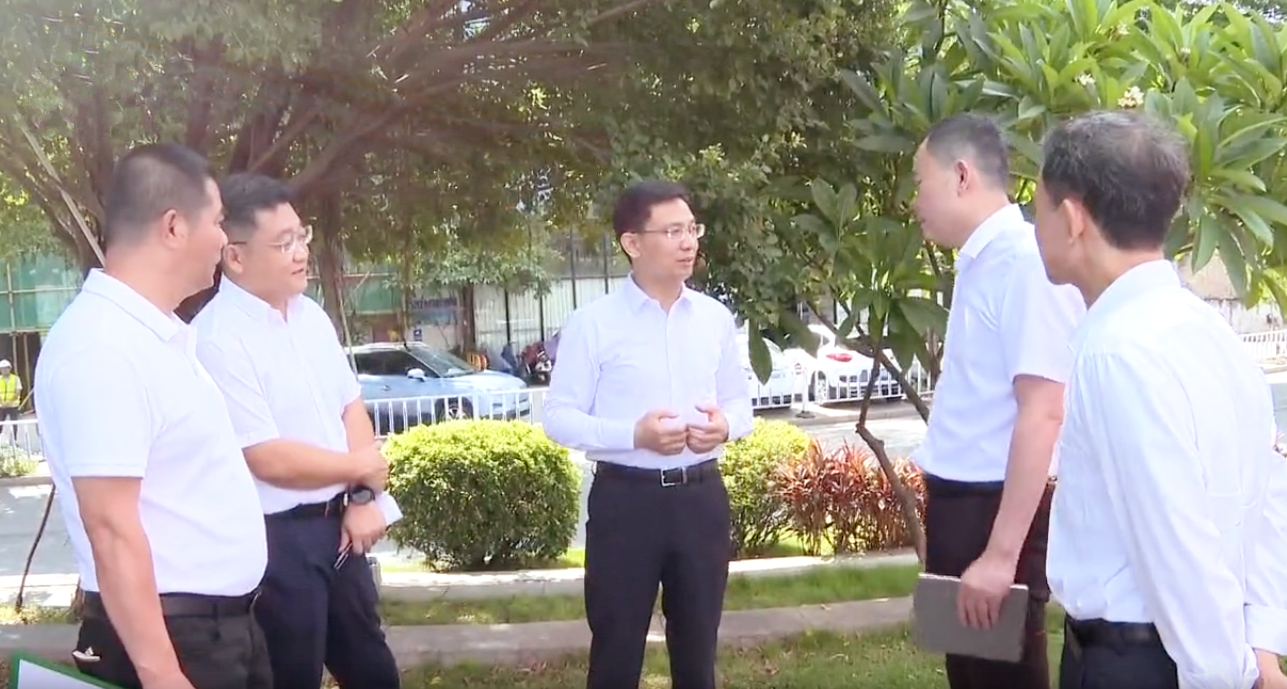 曾书记调研曲溪街道_副本.png